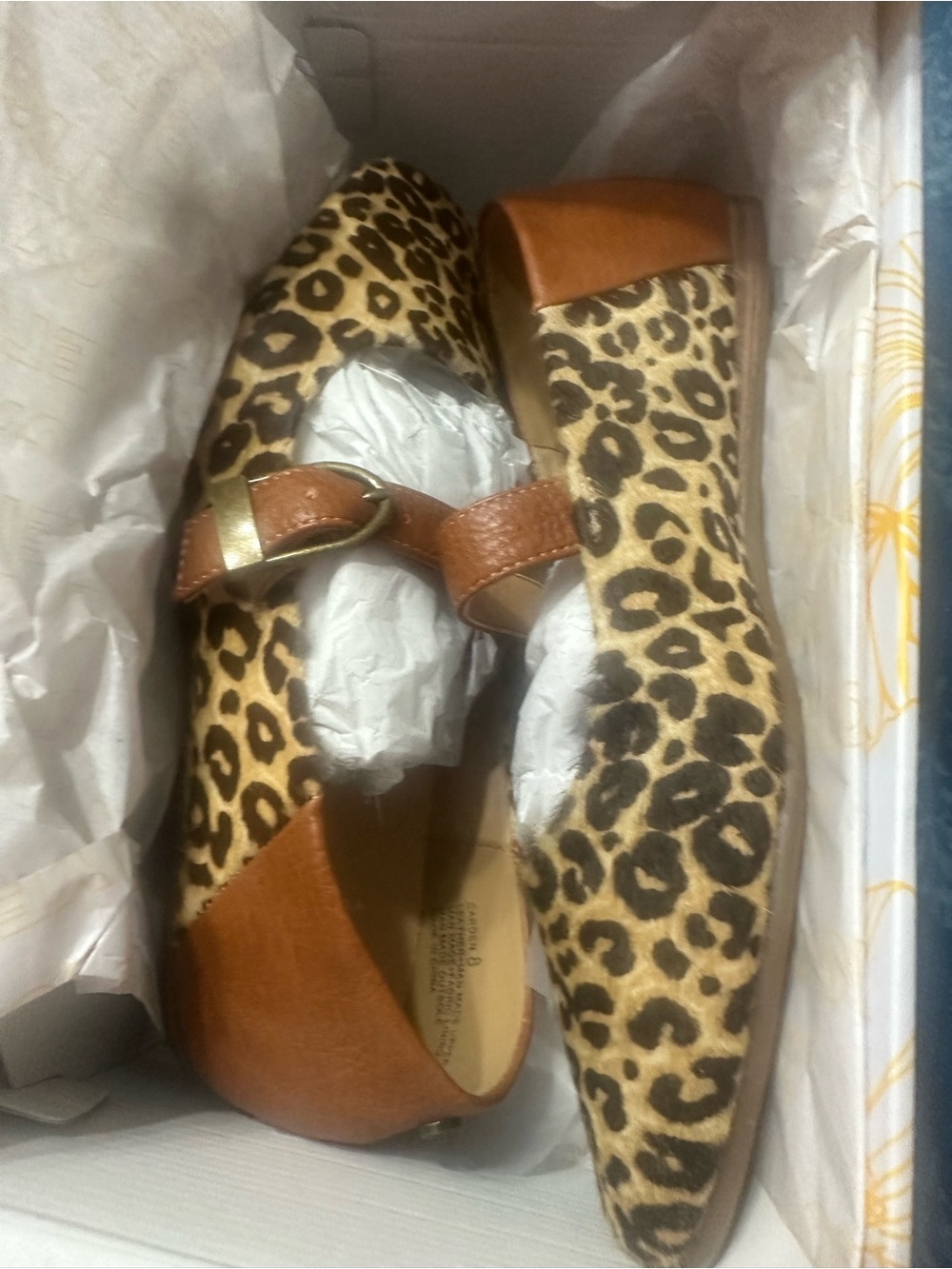 Yellow Box Leopard Print Carden Mary Jane Flats - size 8